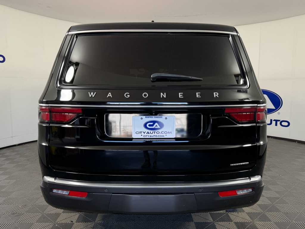 2022 Jeep Wagoneer Series III photo 3