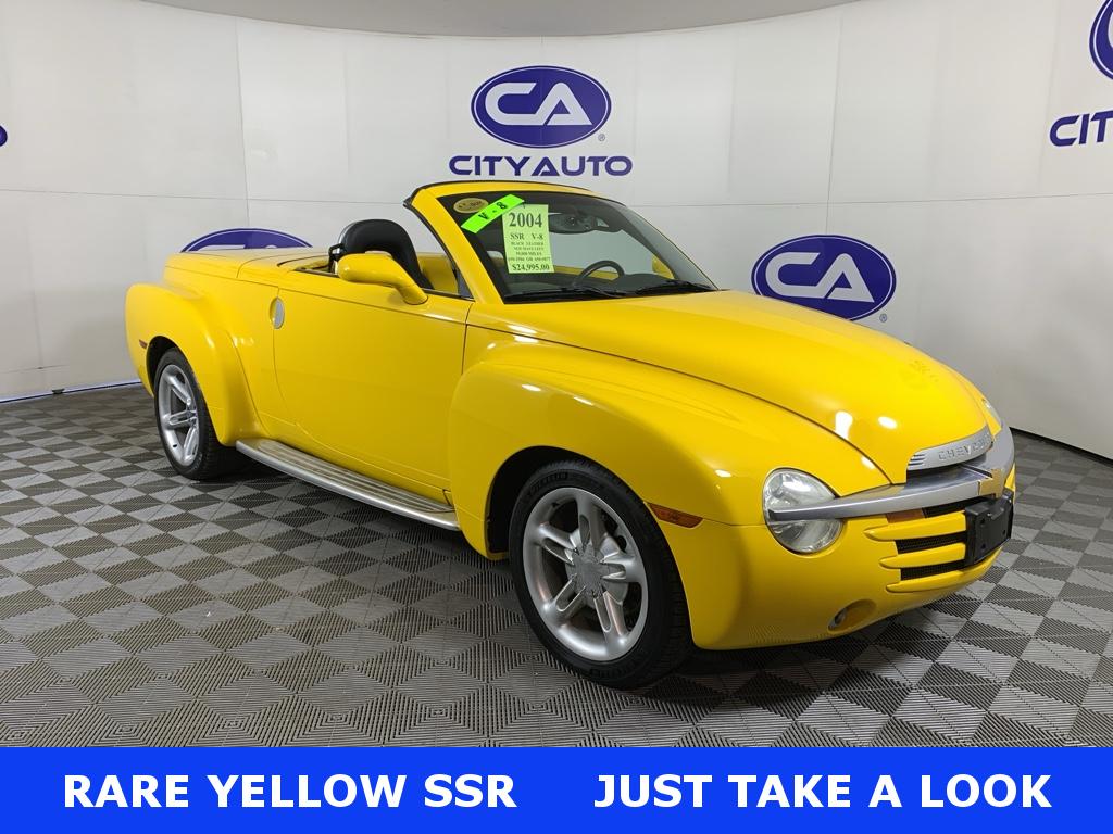 2004 Chevrolet SSR LS's photo