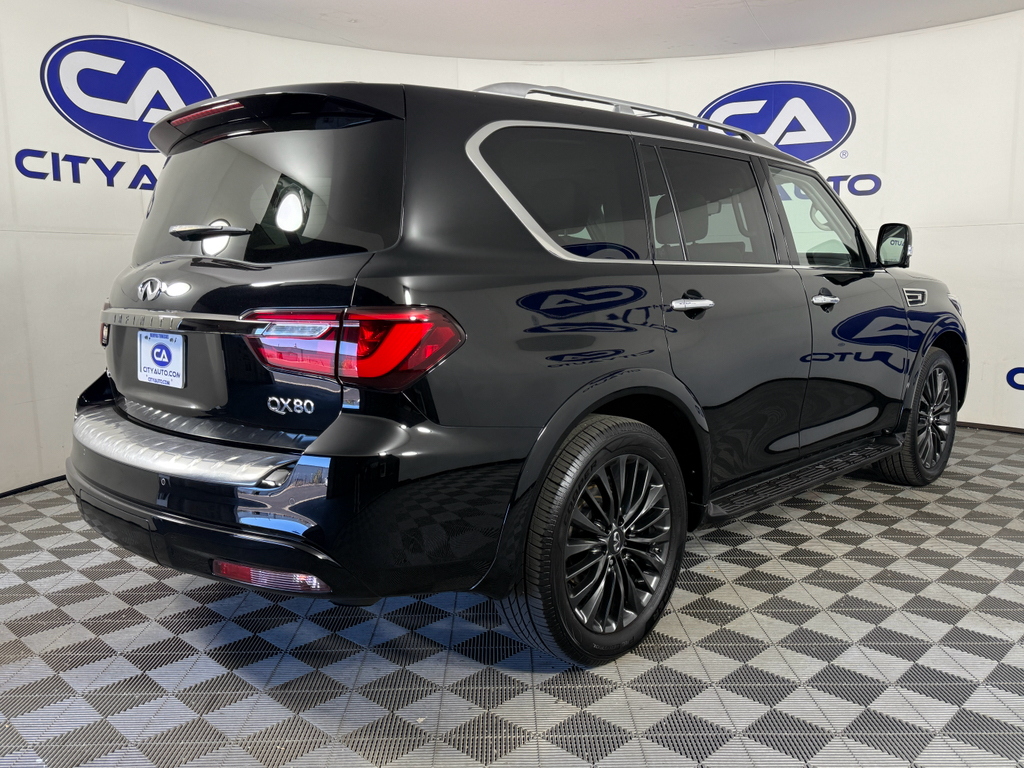 2022 Infiniti QX80 Premium Select photo 4