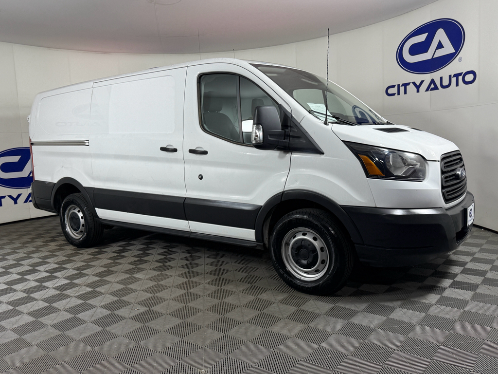 2017 Ford Transit Van Base's photo