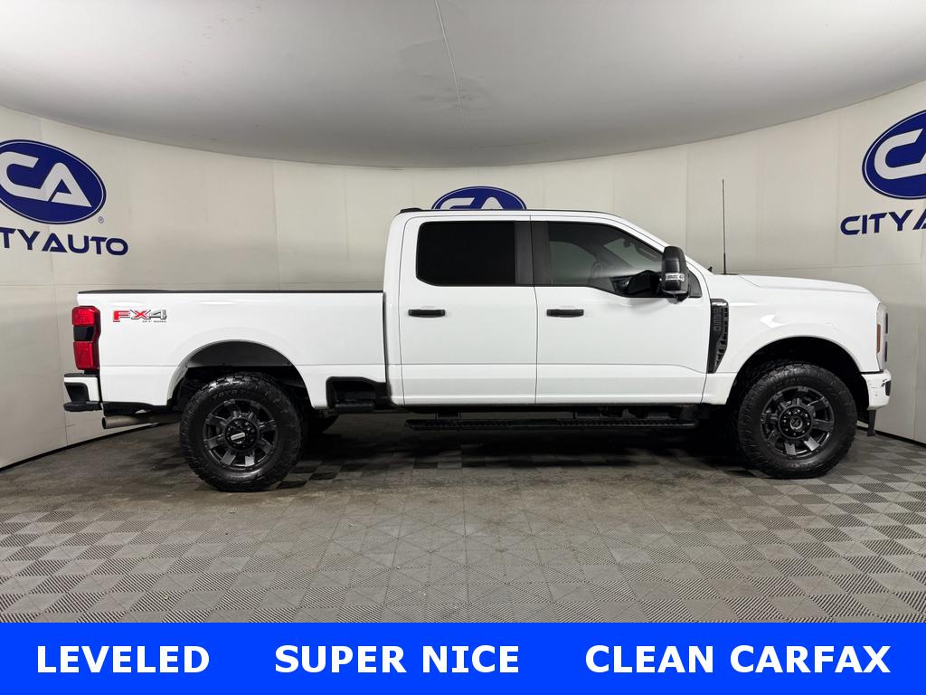 2024 Ford F-250 Super Duty XL's photo