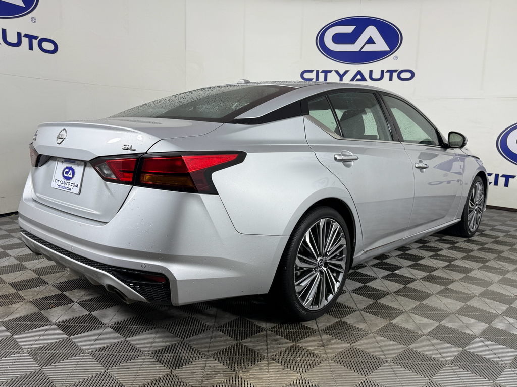 2024 Nissan Altima 2.5 SL photo 4