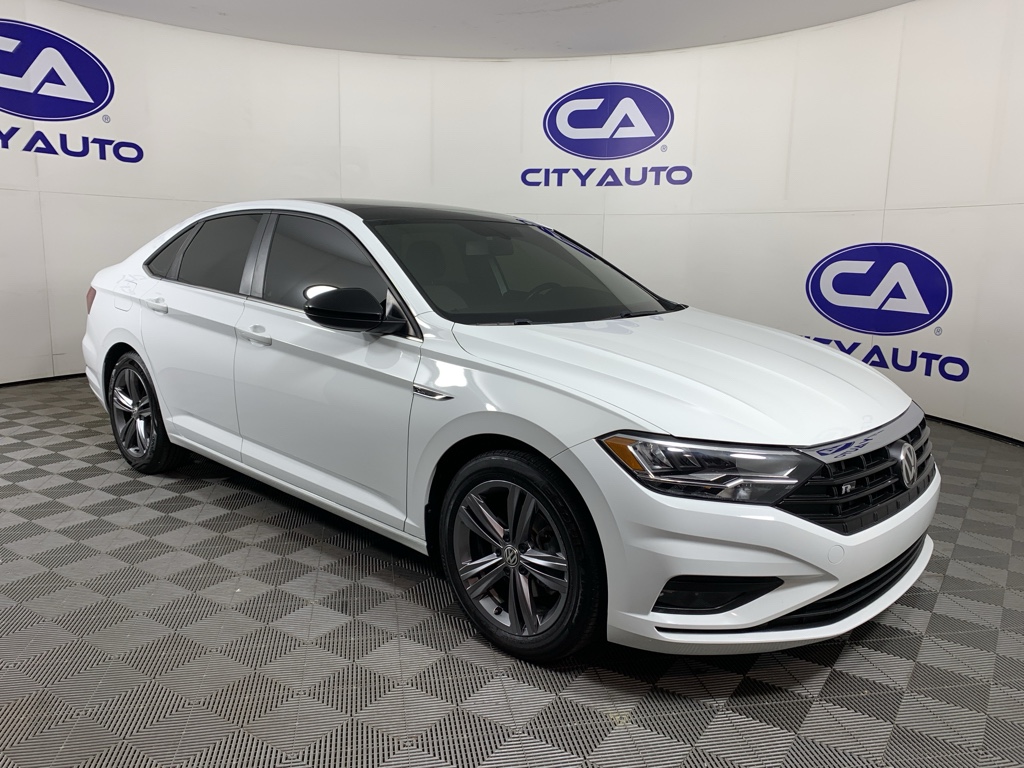 2021 Volkswagen Jetta R-Line's photo