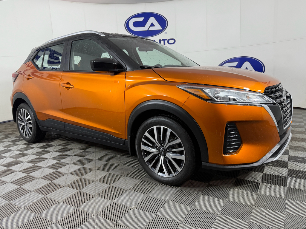 2023 Nissan Kicks SV's photo