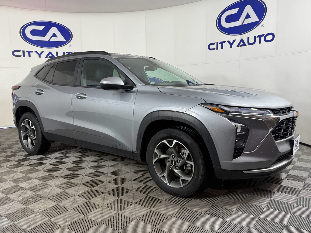 2024 Chevrolet Trax LT's photo