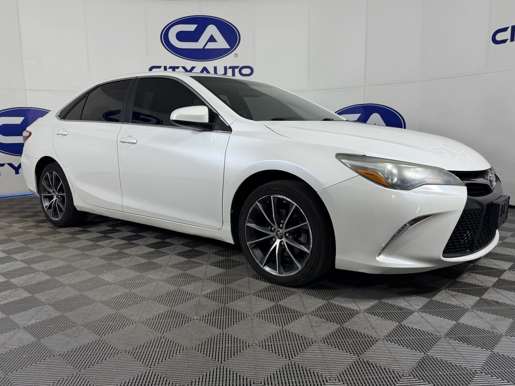 2015 Toyota Camry XSE