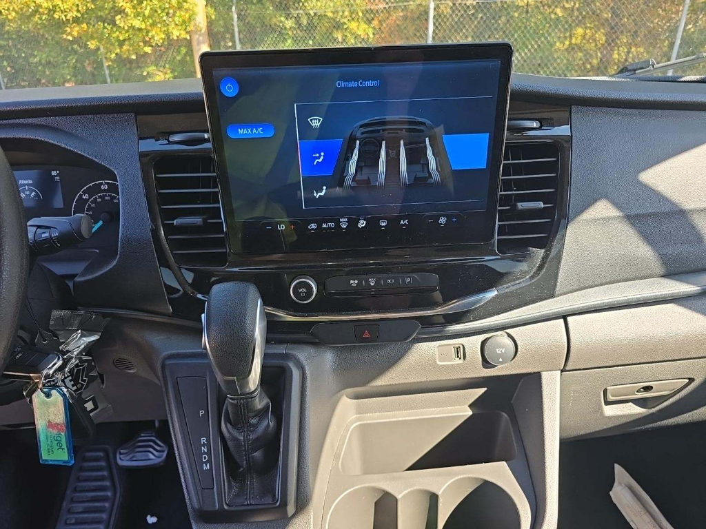 2024 Ford Transit XLT photo 2