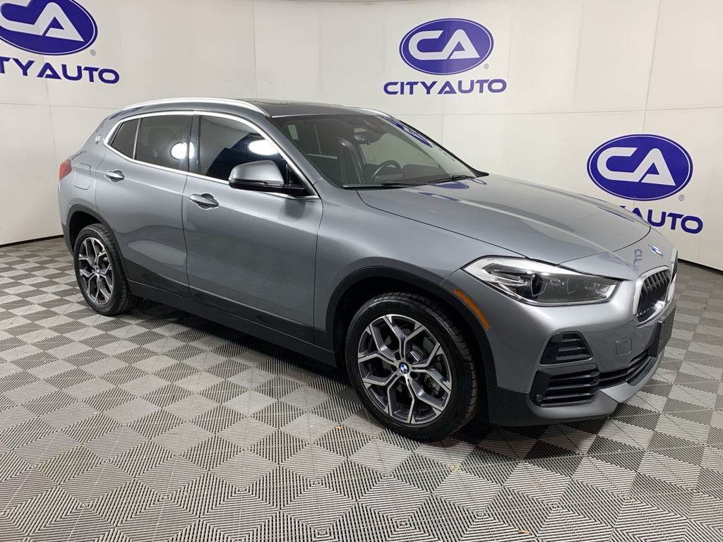 2023 BMW X2 28i's photo