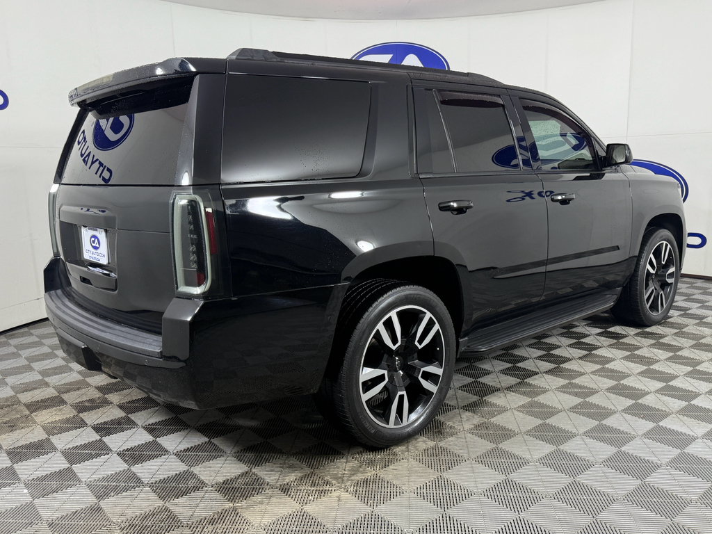 2019 Chevrolet Tahoe Premier photo 3