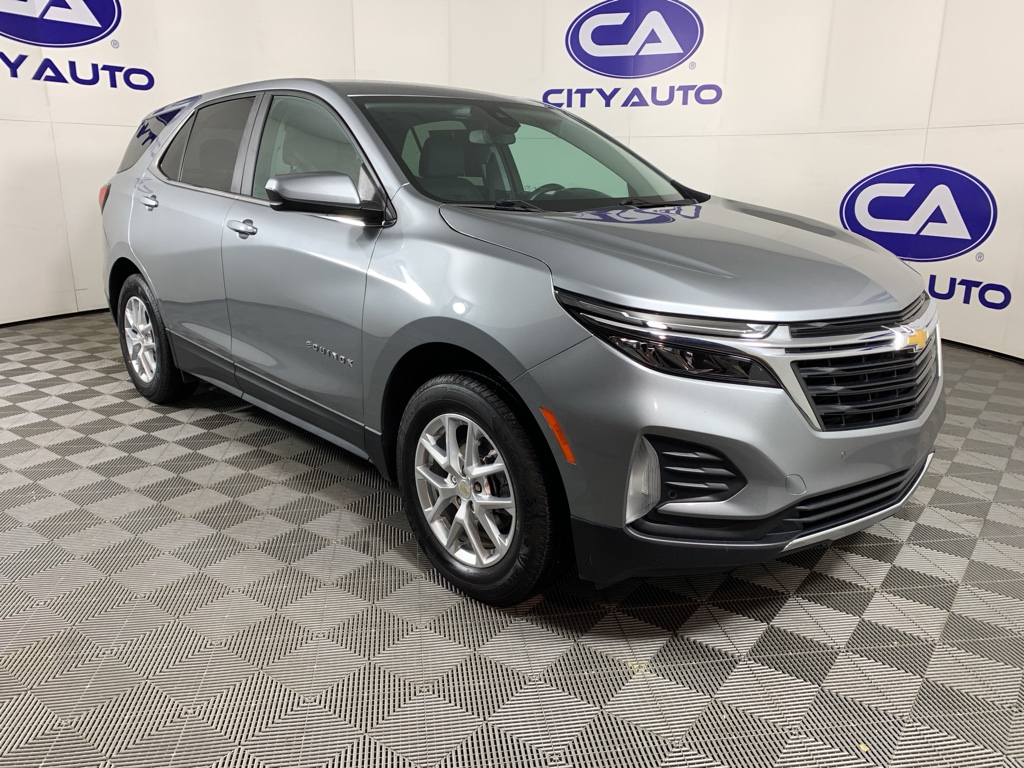 2024 Chevrolet Equinox LT's photo