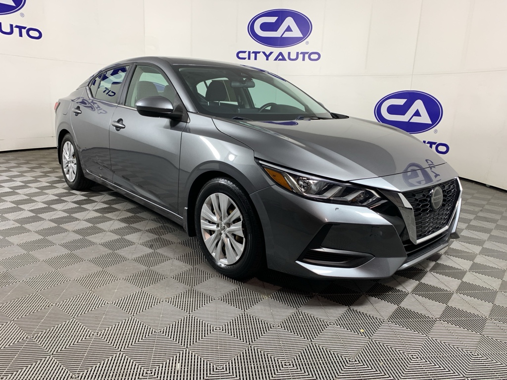 2021 Nissan Sentra S's photo