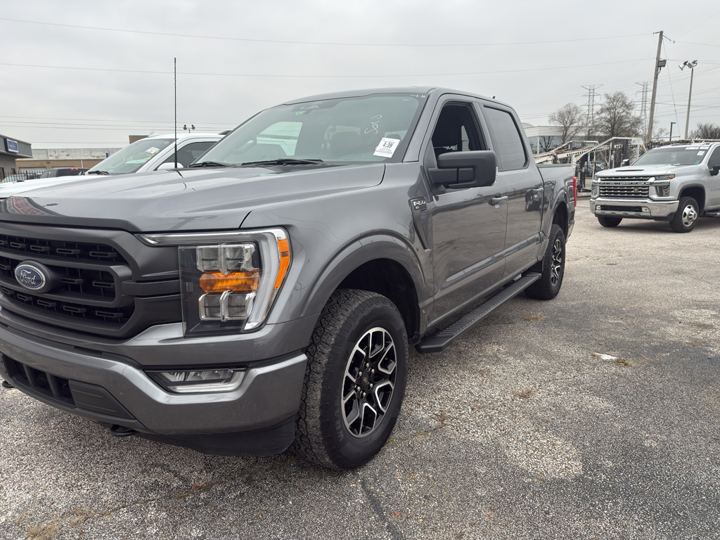 2022 Ford F-150 XLT's photo