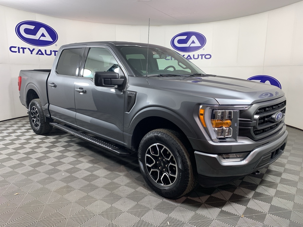 2022 Ford F-150 XLT's photo