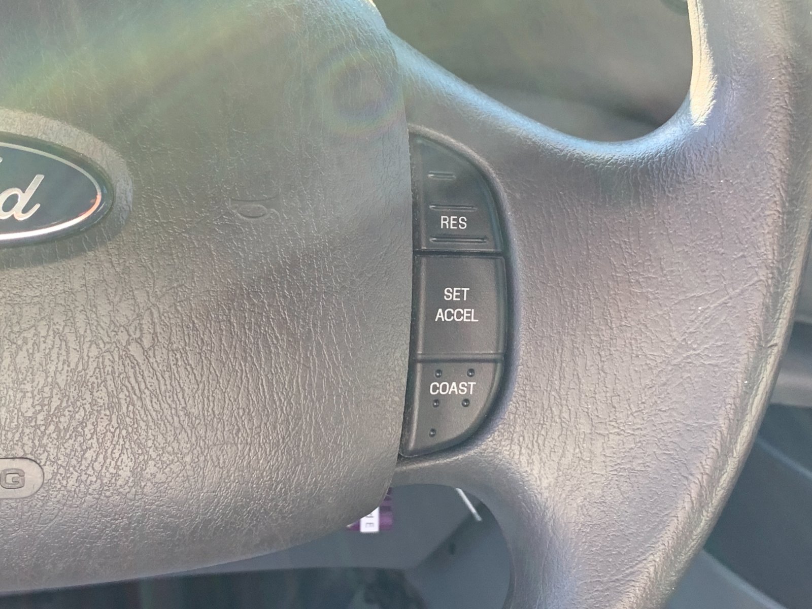 Vehicle photo 17