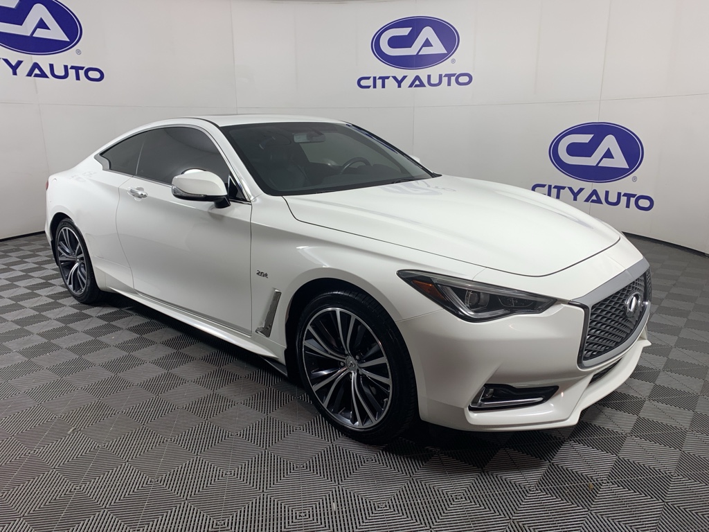 2017 INFINITI Q60 Coupe Base's photo