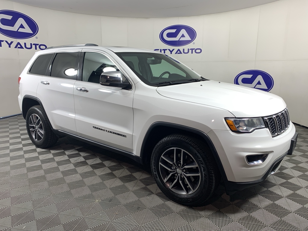 2018 Jeep Grand Cherokee Limited's photo