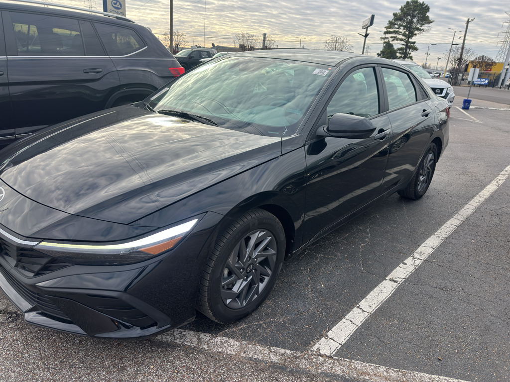 2024 Hyundai Elantra SEL