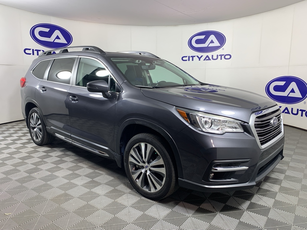 2019 Subaru Ascent Limited's photo