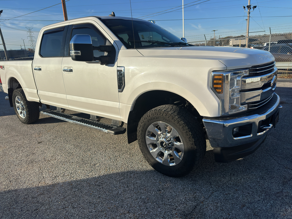 2019 Ford F-250 Super Duty Lariat's photo