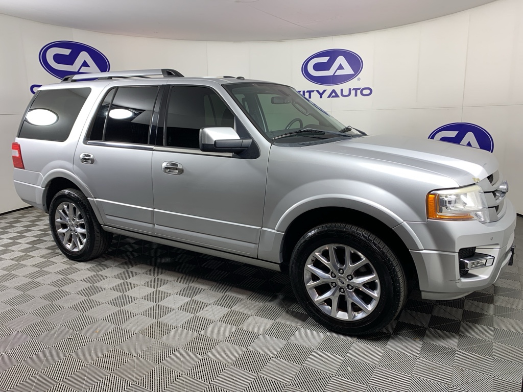 2017 Ford Expedition Limited's photo