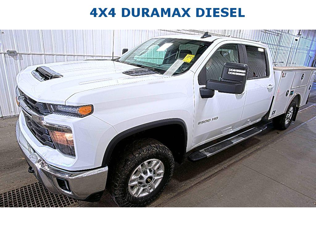 2024 Chevrolet Silverado 2500HD LT's photo