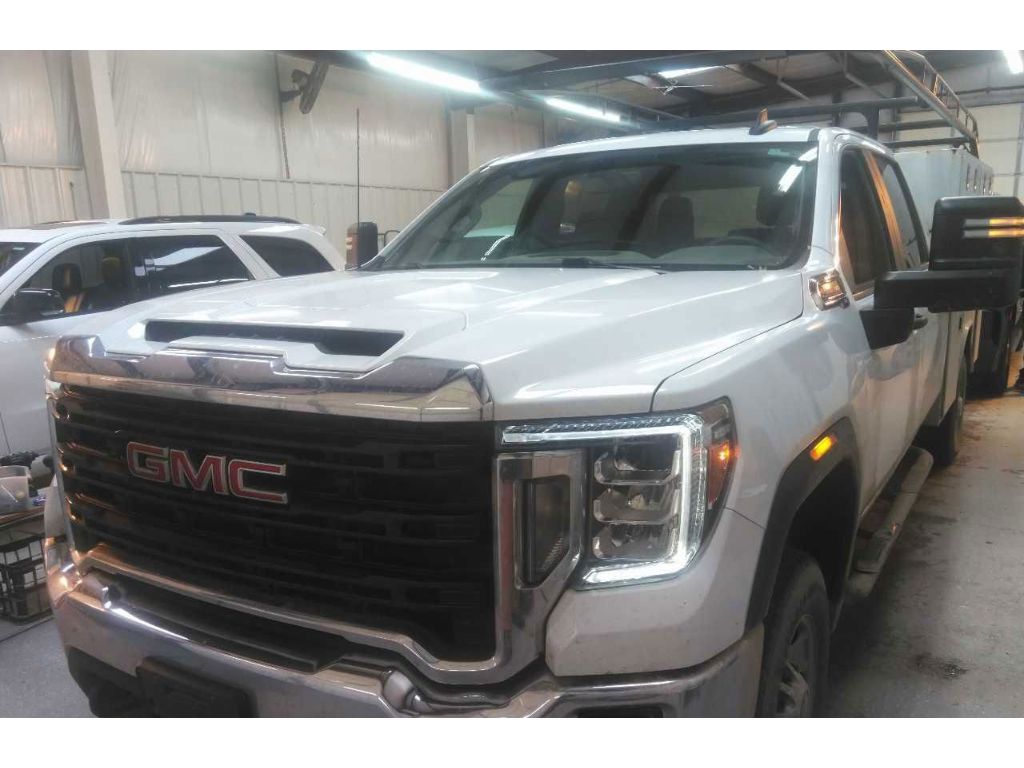 2022 GMC Sierra 2500HD Pro's photo