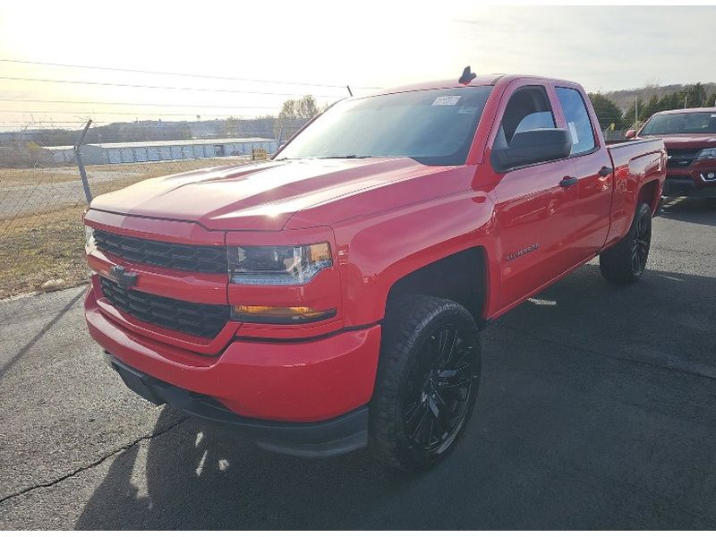 2018 Chevrolet Silverado 1500 Custom