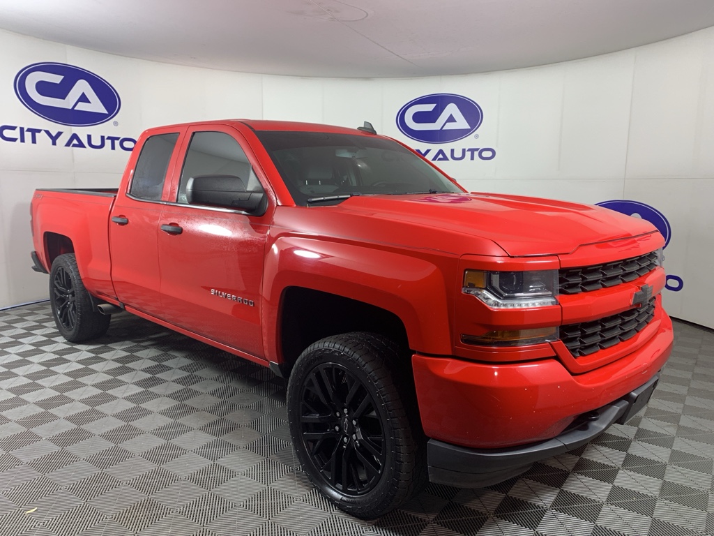 2018 Chevrolet Silverado 1500 Custom's photo
