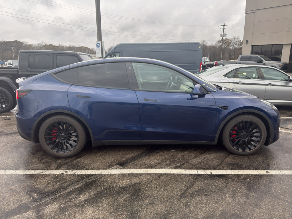 2022 Tesla Model Y Performance's photo
