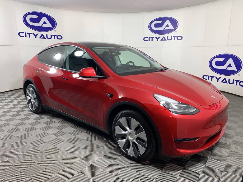 2022 Tesla Model Y Long Range's photo