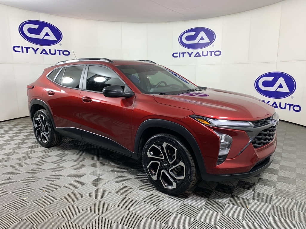 2024 Chevrolet Trax RS's photo