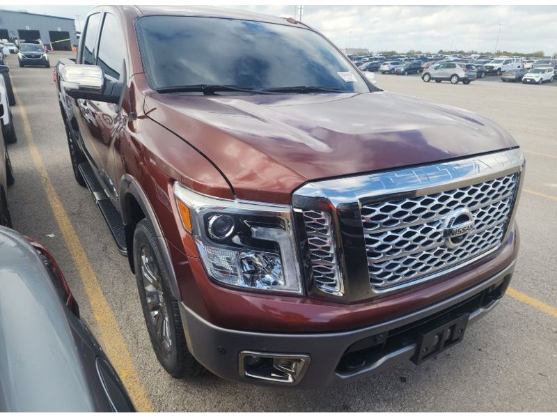 2018 Nissan Titan Platinum Reserve's photo