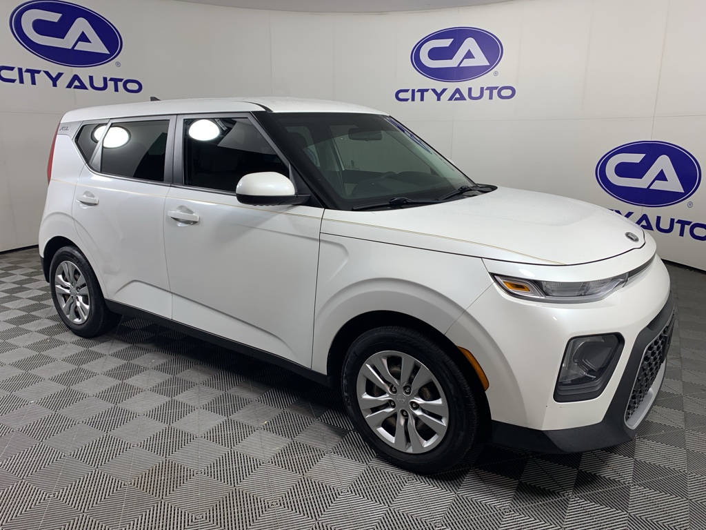 2020 Kia Soul LX's photo