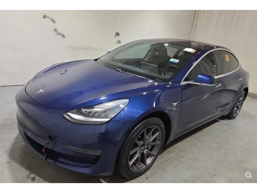 2018 Tesla Model 3 Long Range's photo