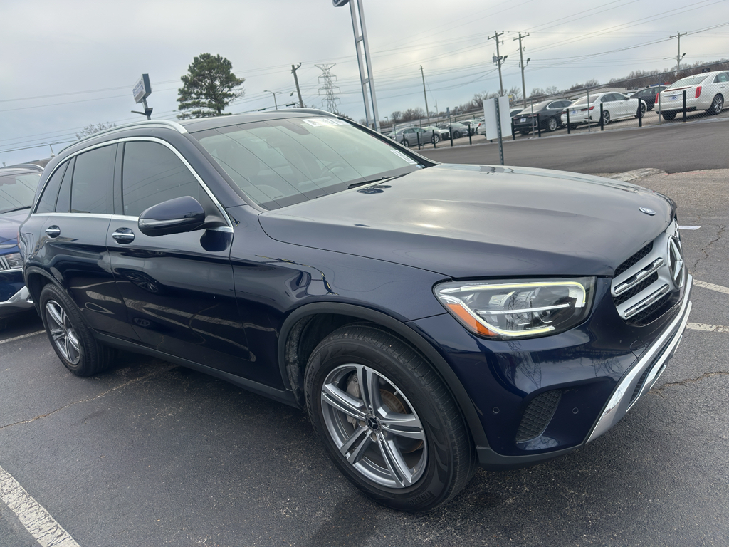 2021 Mercedes-Benz GLC GLC300's photo