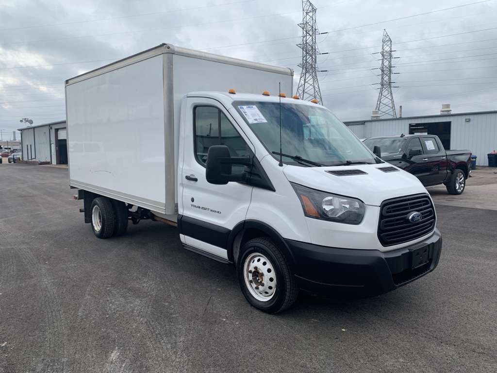 2019 Ford Transit Chassis Cab Base