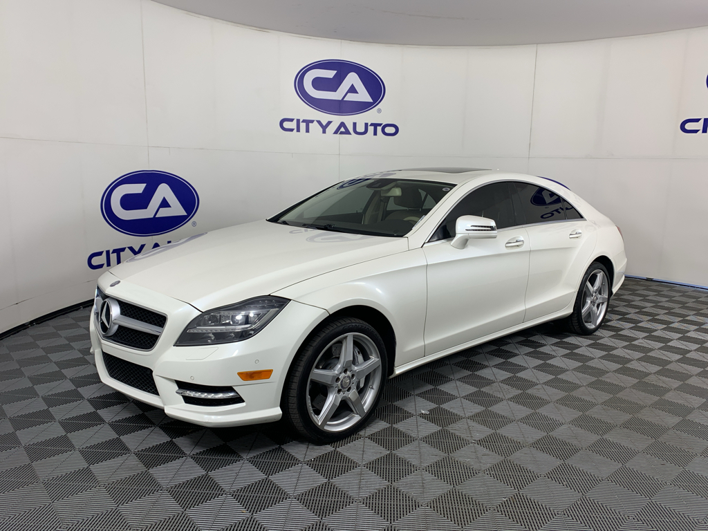 Vehicle photo 7