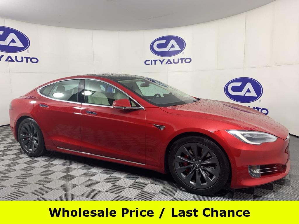 2019 Tesla Model S Performance's photo