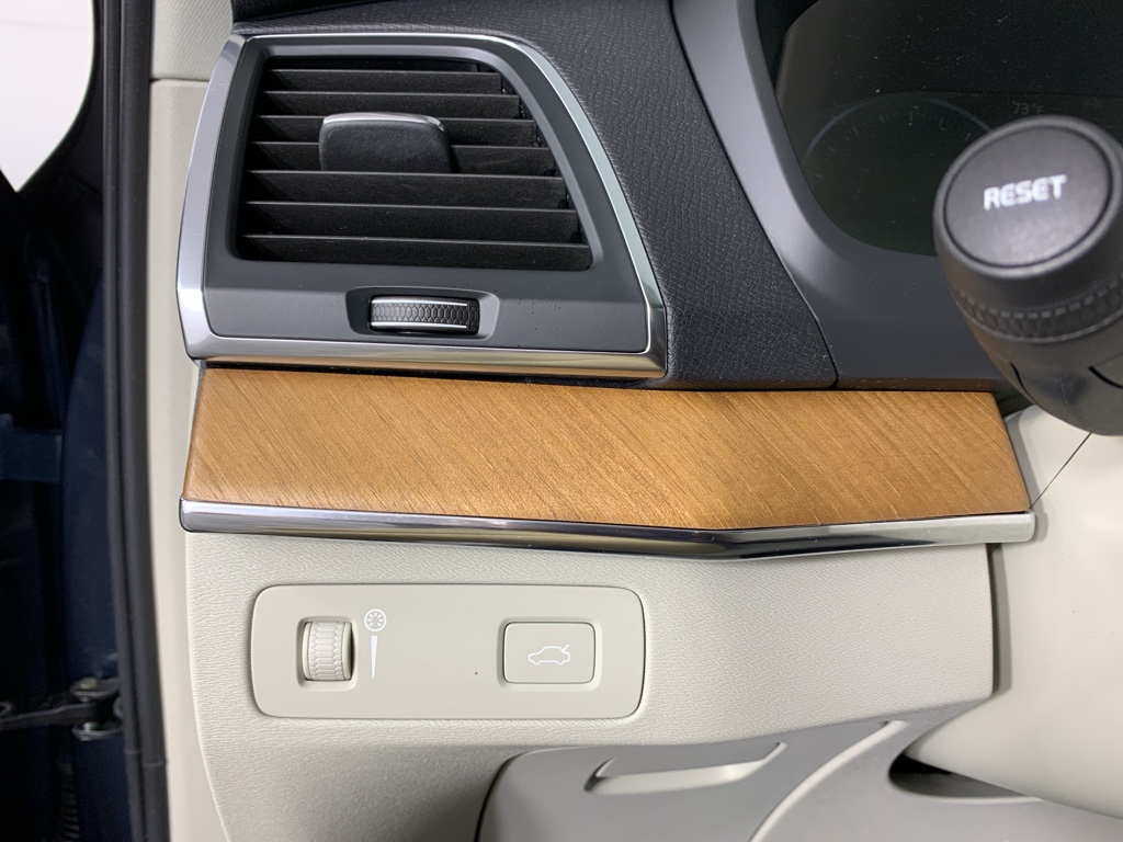 2021 Volvo XC90 Momentum - Photo 17