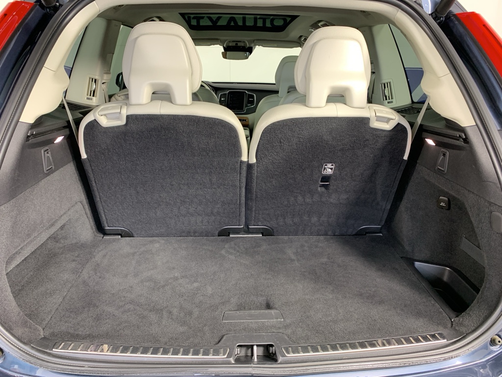 2021 Volvo XC90 Momentum - Photo 36