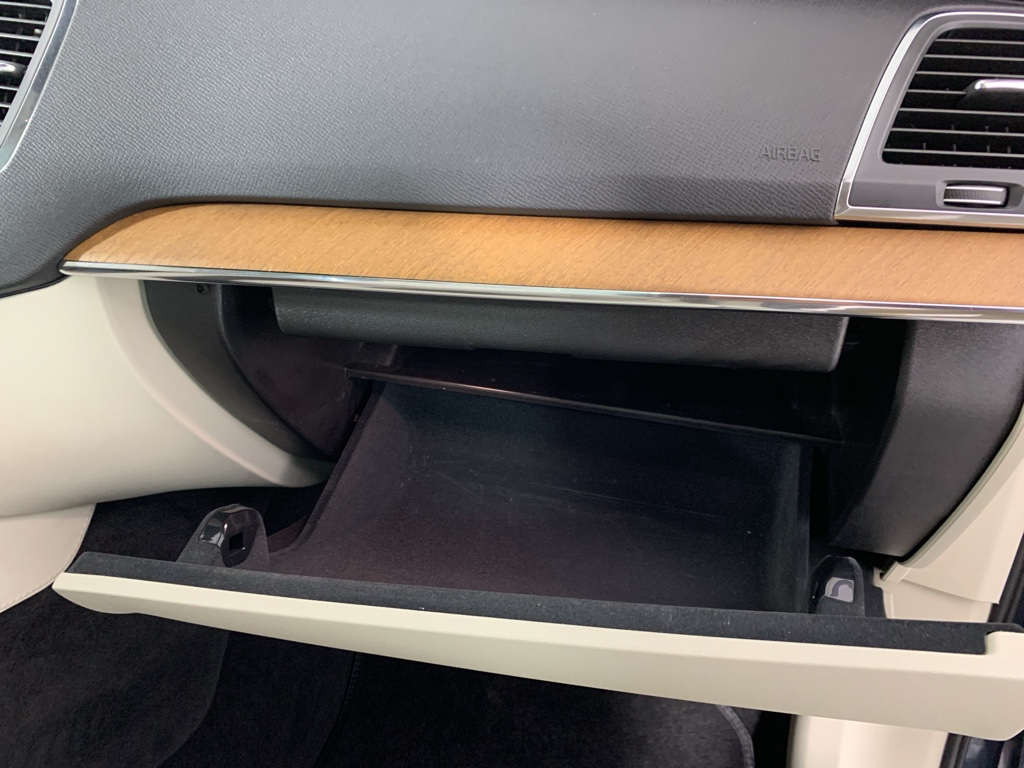 2021 Volvo XC90 Momentum - Photo 44