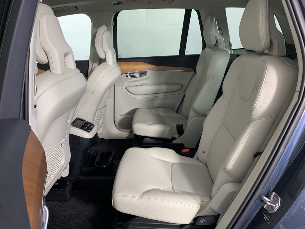 2021 Volvo XC90 Momentum - Photo 33