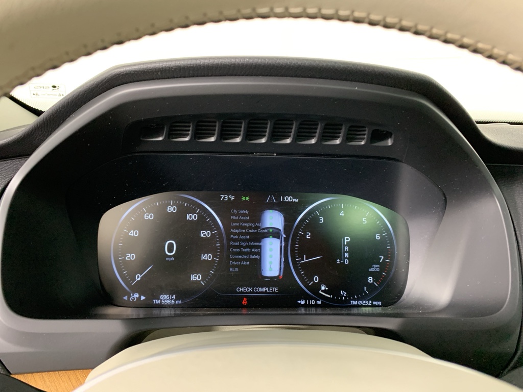 2021 Volvo XC90 Momentum - Photo 23