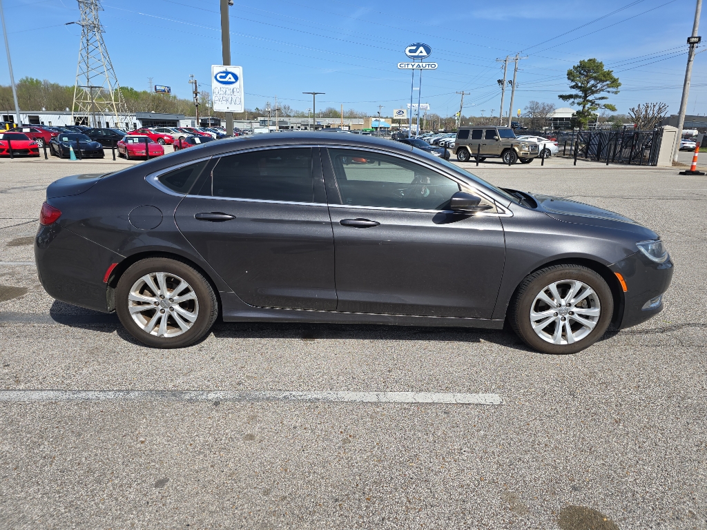 2016 Chrysler 200 Limited