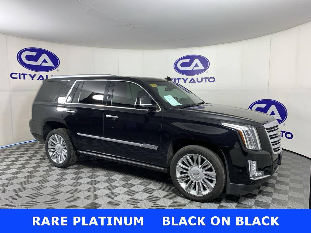2018 Cadillac Escalade 2WD Platinum's photo