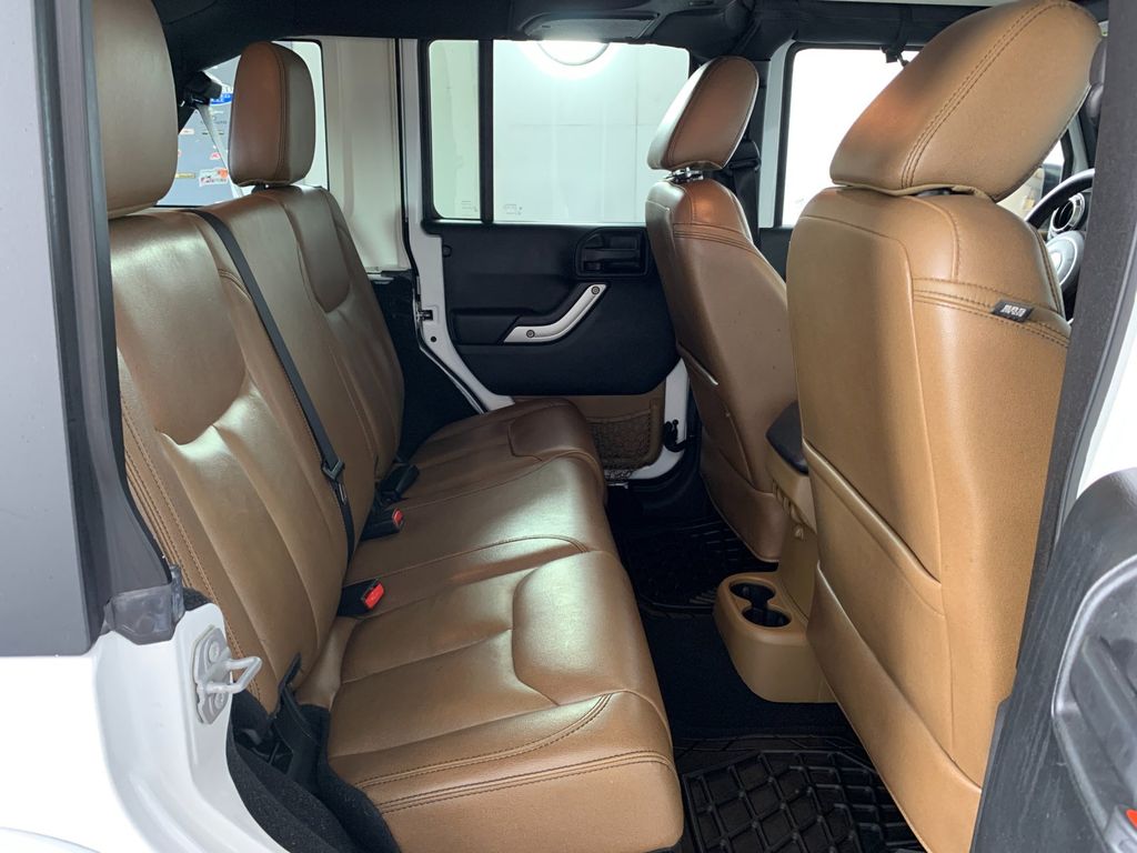 Used 2016 Jeep Wrangler SUV