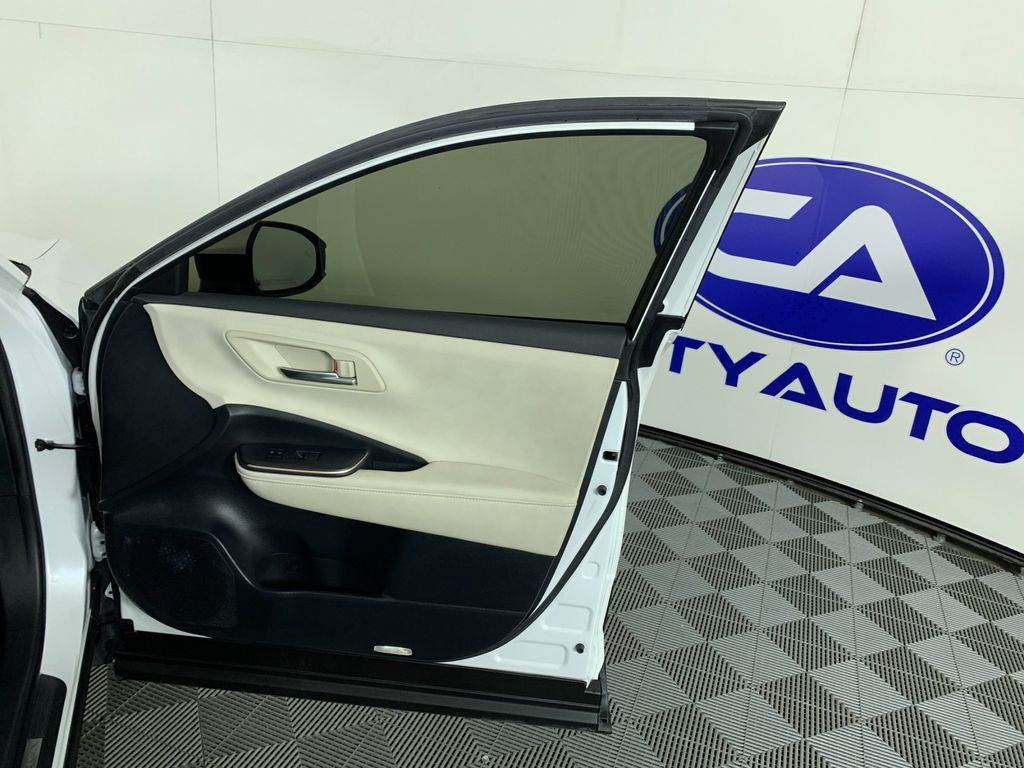 Used 2023 Toyota Crown Sedan