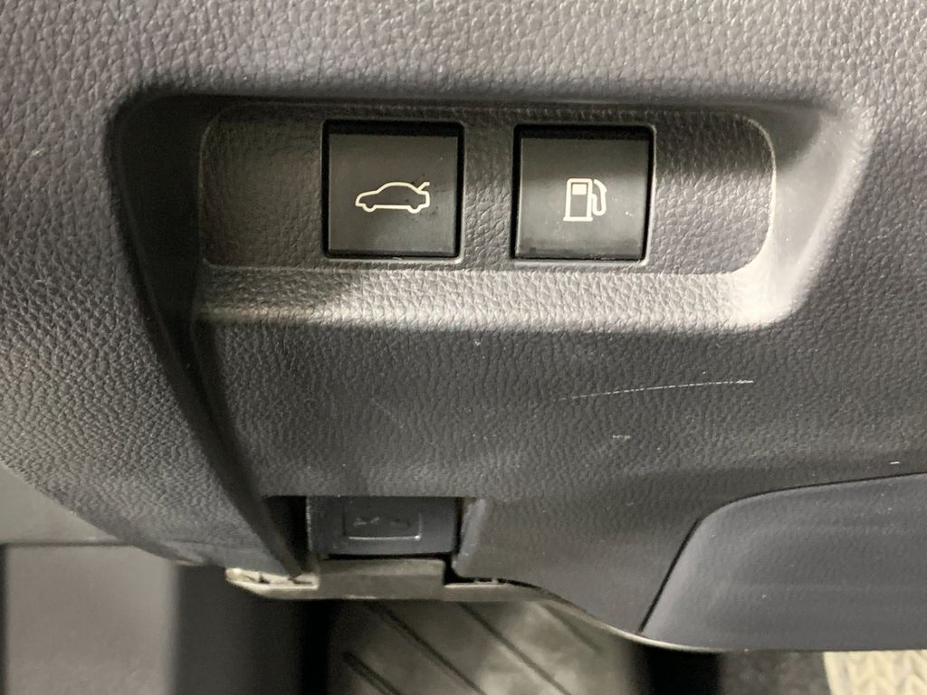 Used 2023 Toyota Crown Sedan