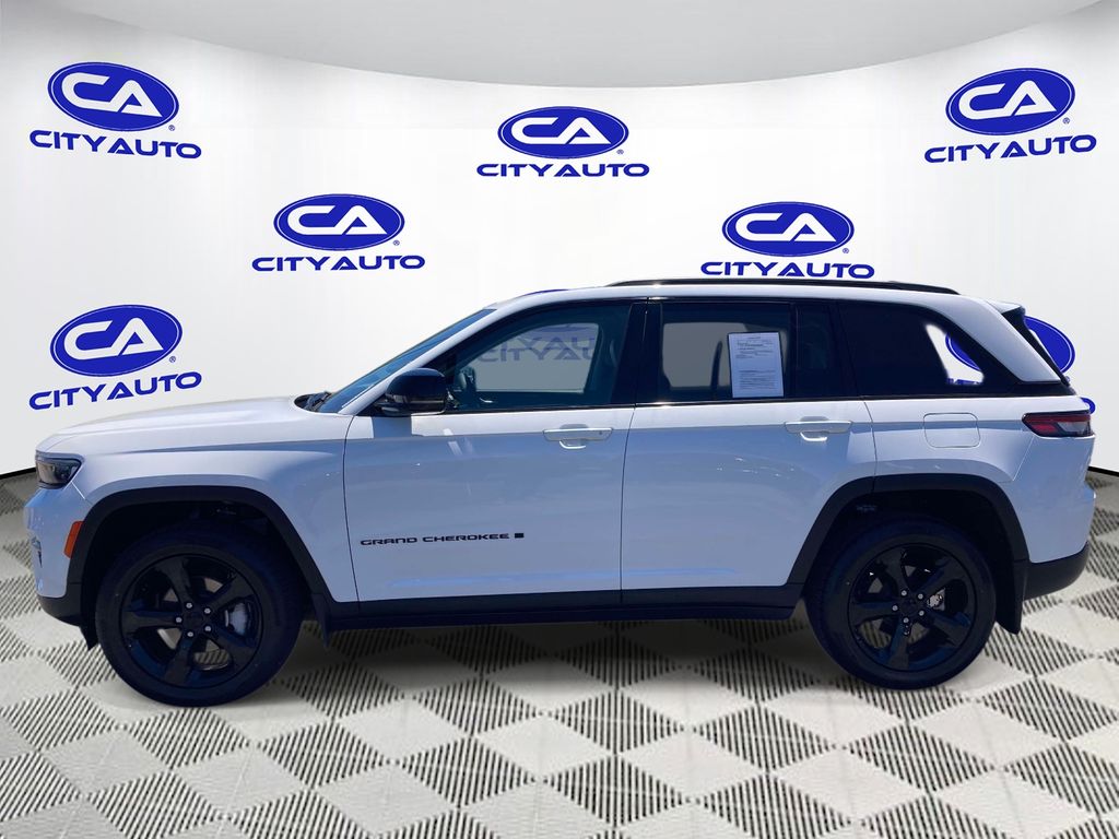 Used 2023 Jeep Grand Cherokee SUV