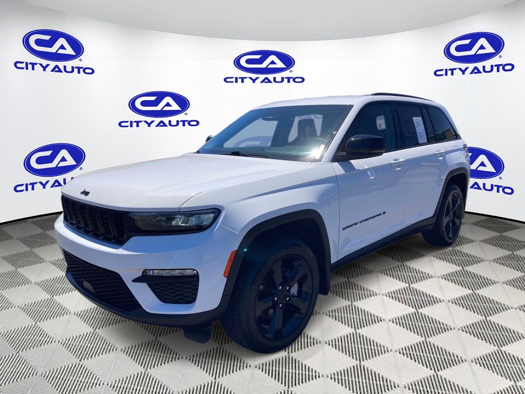 Used 2023 Jeep Grand Cherokee SUV